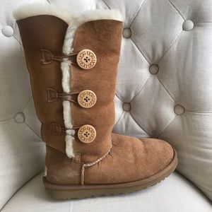 Ugg Bailey Button Triplet Boots